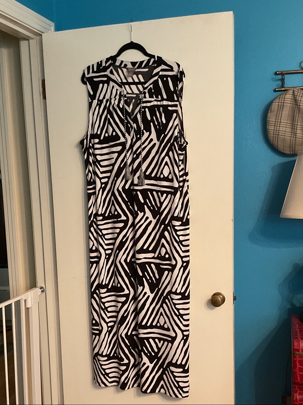 Chico's Black and White Geometric Sleeveless Maxi Dress with Notch Neck